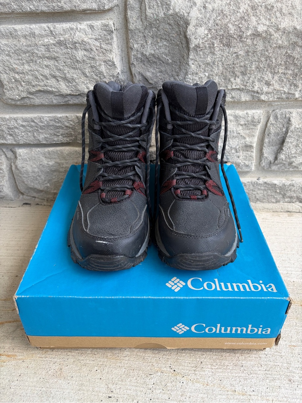 Columbia Men's Black Hiking Boots with Red Details